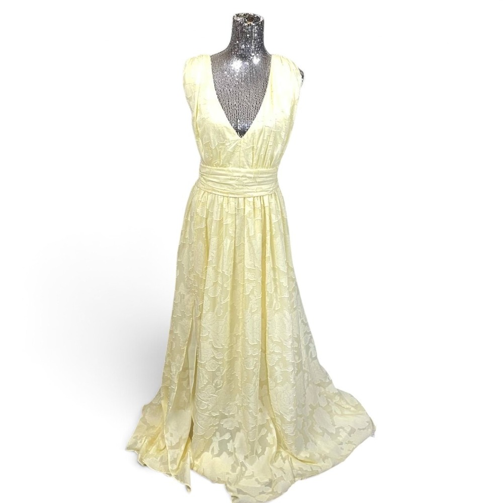 Lulus Yellow Floral V-Neck Sleeveless Fairy Maxi Dress 1X